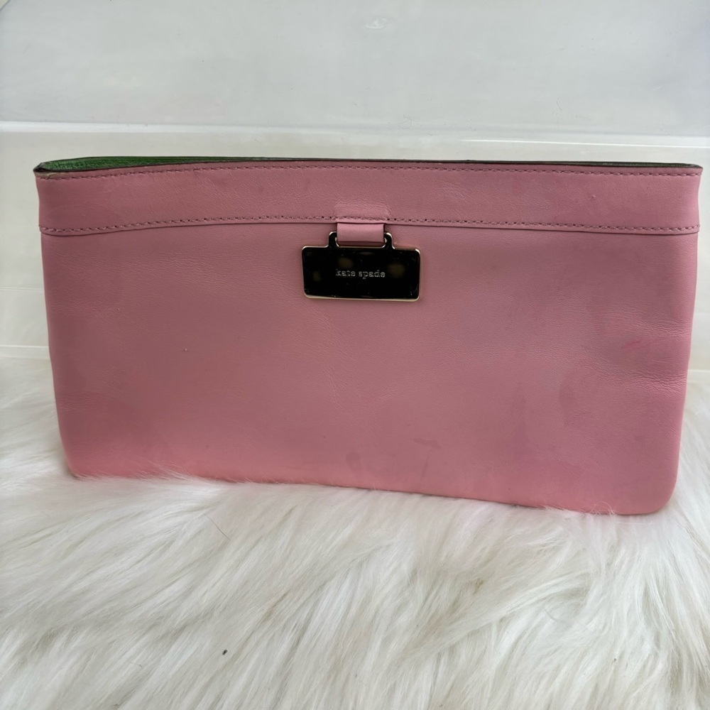 KATE SPADE WRIST/CLUTCH BAG WITH ZIPPER CLOSER